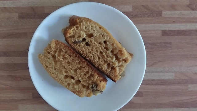 Coca de llanda con nueces