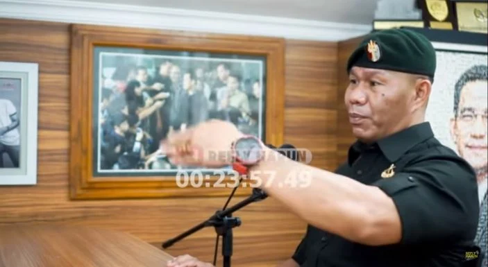 Pengakuan Ruslan Buton, Ditawari Sekarung Uang dari 2 Oknum Perwira untuk Muluskan 'TKA China' Masuk Indonesia