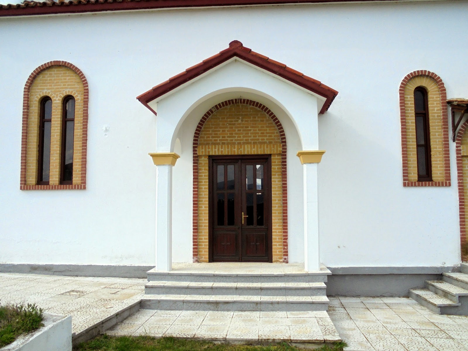 ο ναός του αγίου Γεωργίου στη Νεράιδα της Κοζάνης