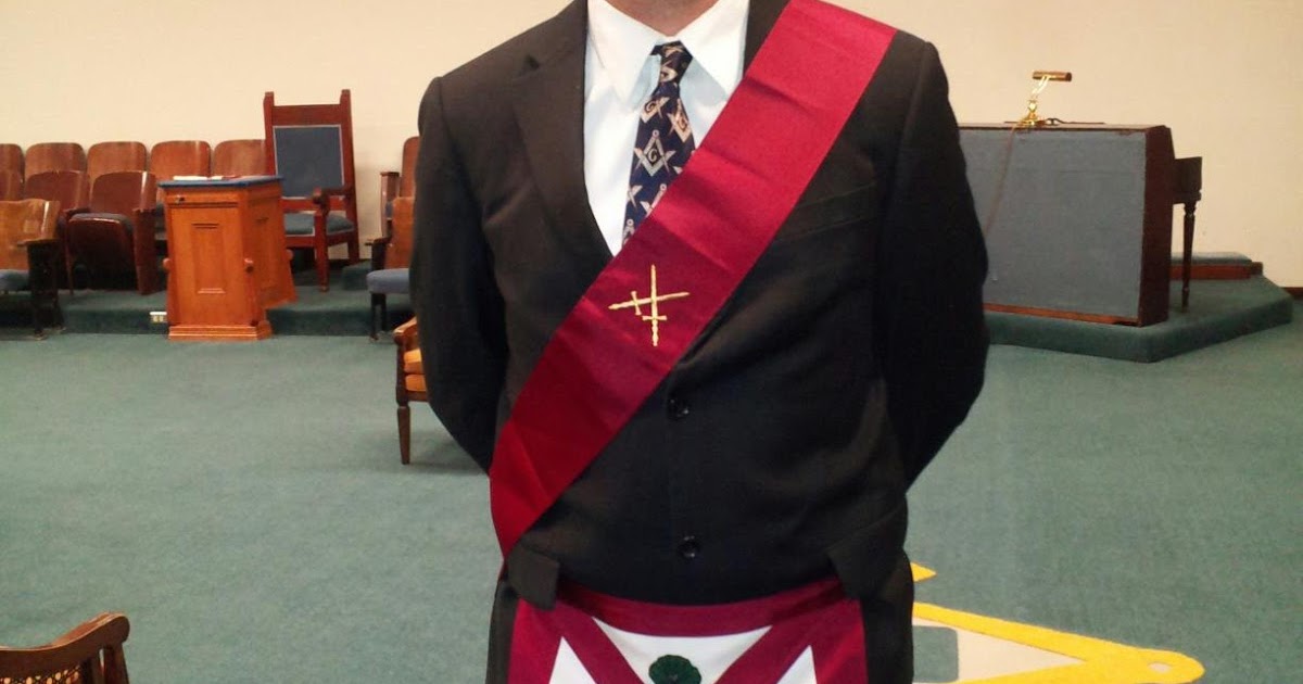 Traveling Templar Initiated into the Knight Masons