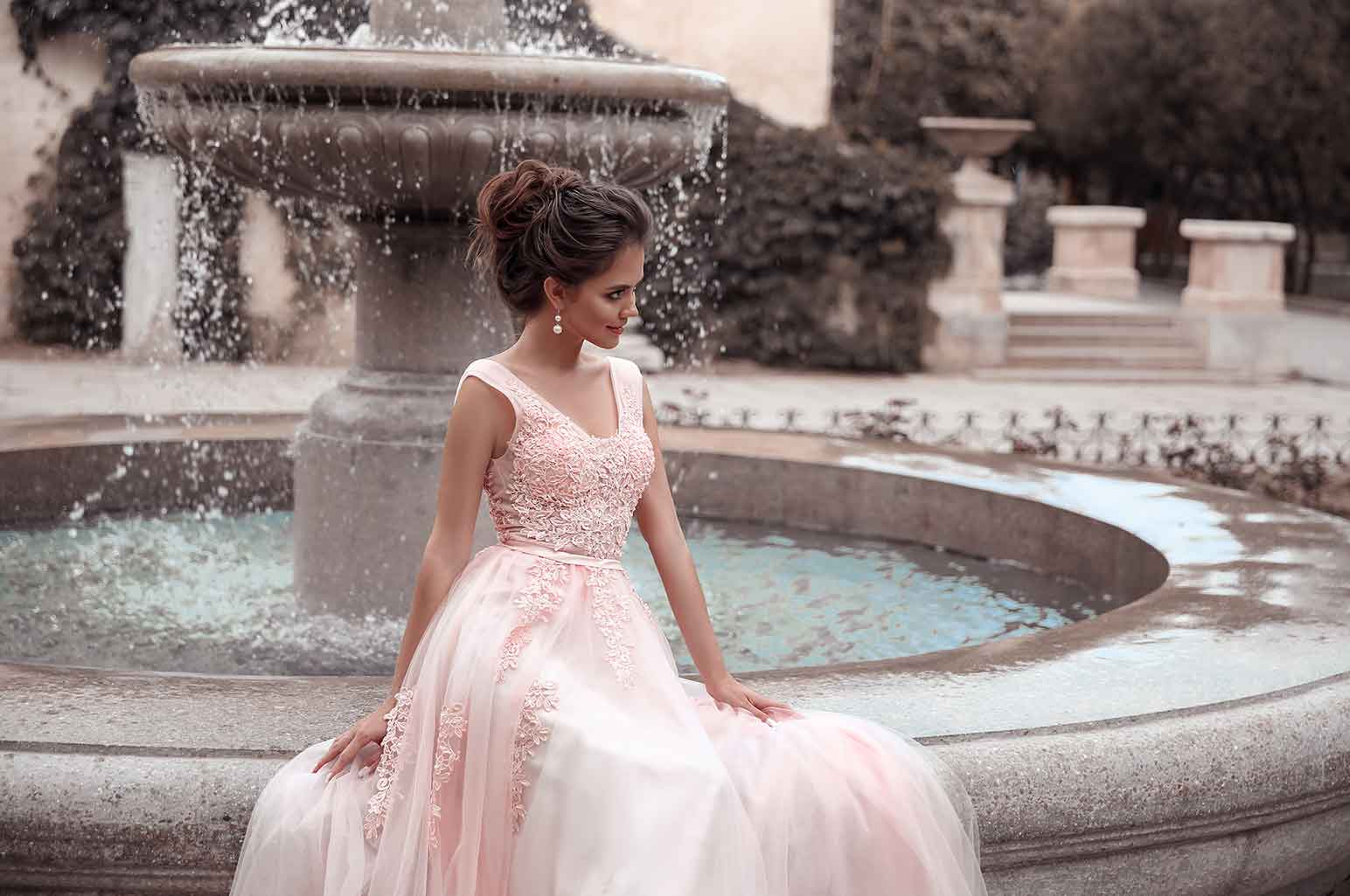 Popular Evening Gowns Perfect to Wear On Special Events