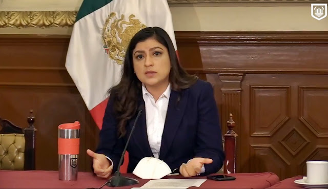 Claudia Rivera se niega a transparentar gastos, argumenta “persecución política”
