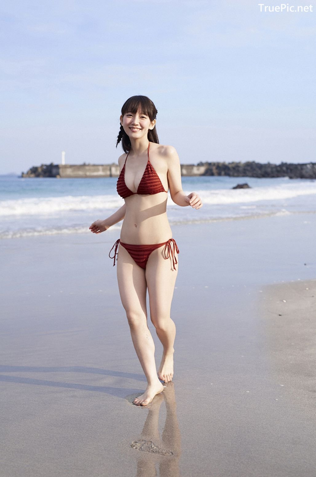 Image-Japanese-Actress-And-Model-Riho-Yoshioka-Pure-Beauty-Of-Sea-Goddess-TruePic.net- Picture-71