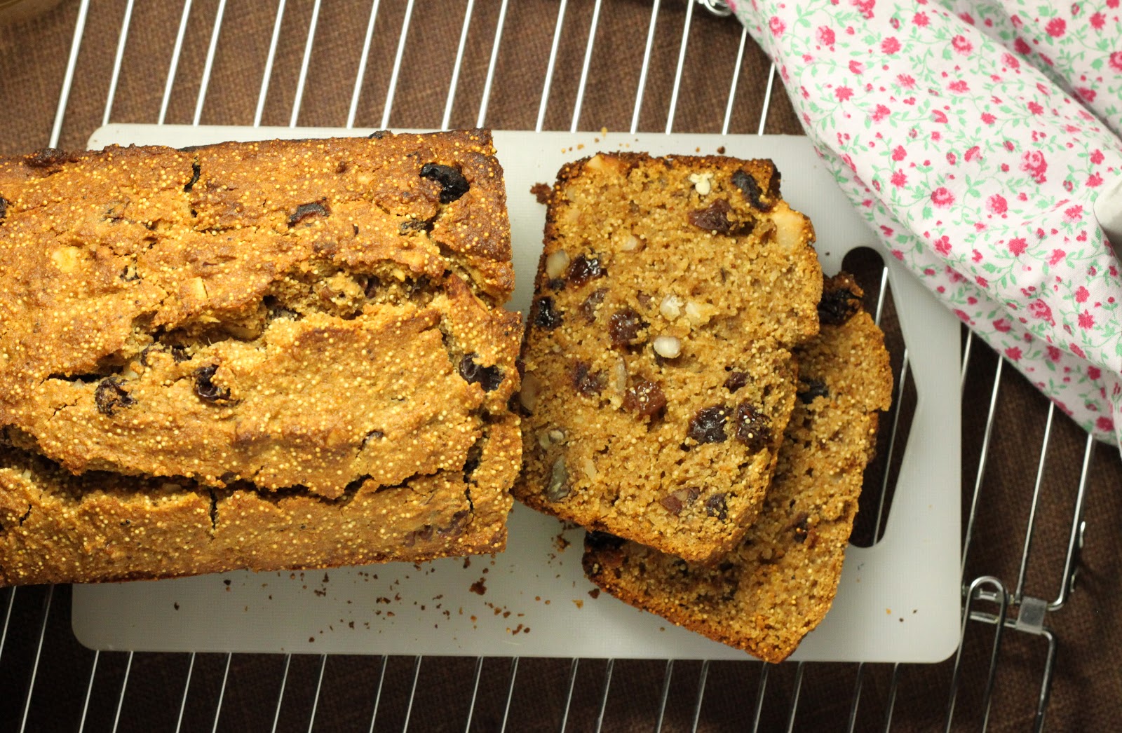 Simply Cooked Amaranth, Raisin, and Nut Loaf