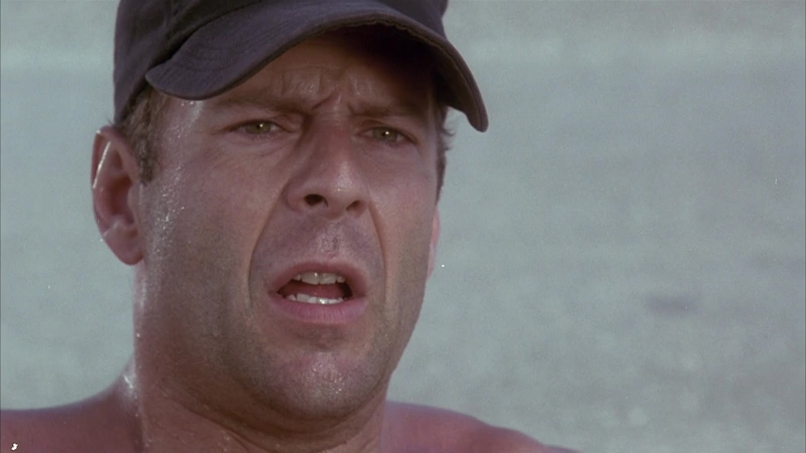 Брюс уиллис в цвет ночи. Цвет ночи 1994. Брюс уиллис цвет ночи 1994. Цвет ночи 1994. Брюс уиллис цвет ночи.