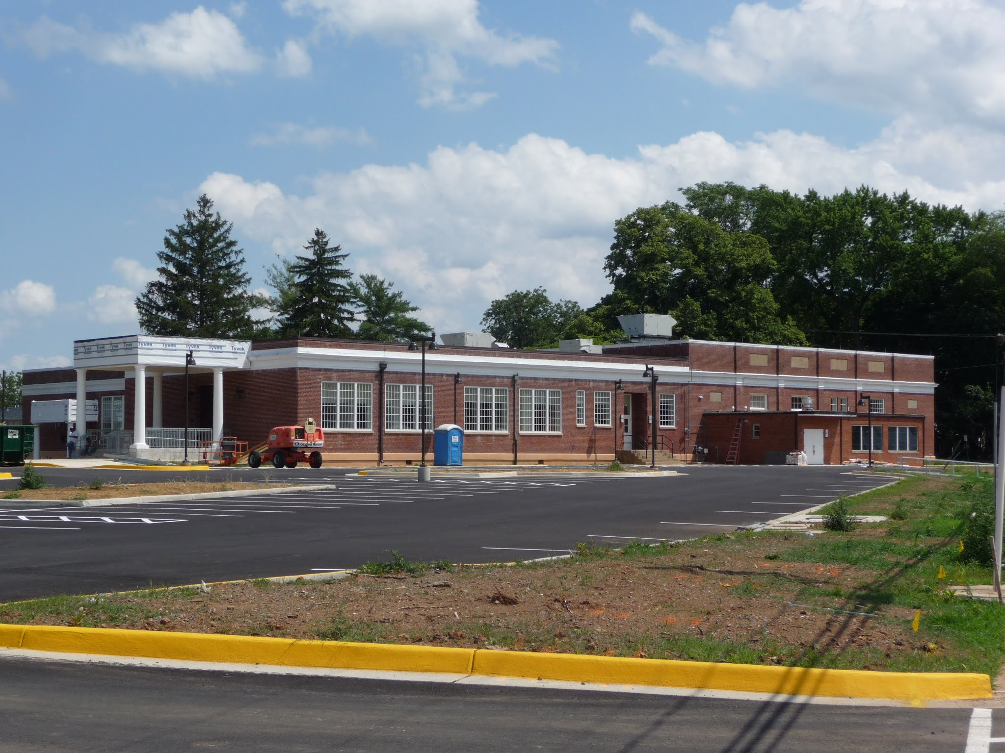 My Summer with Loudoun Schools Leesburg High School / North Street