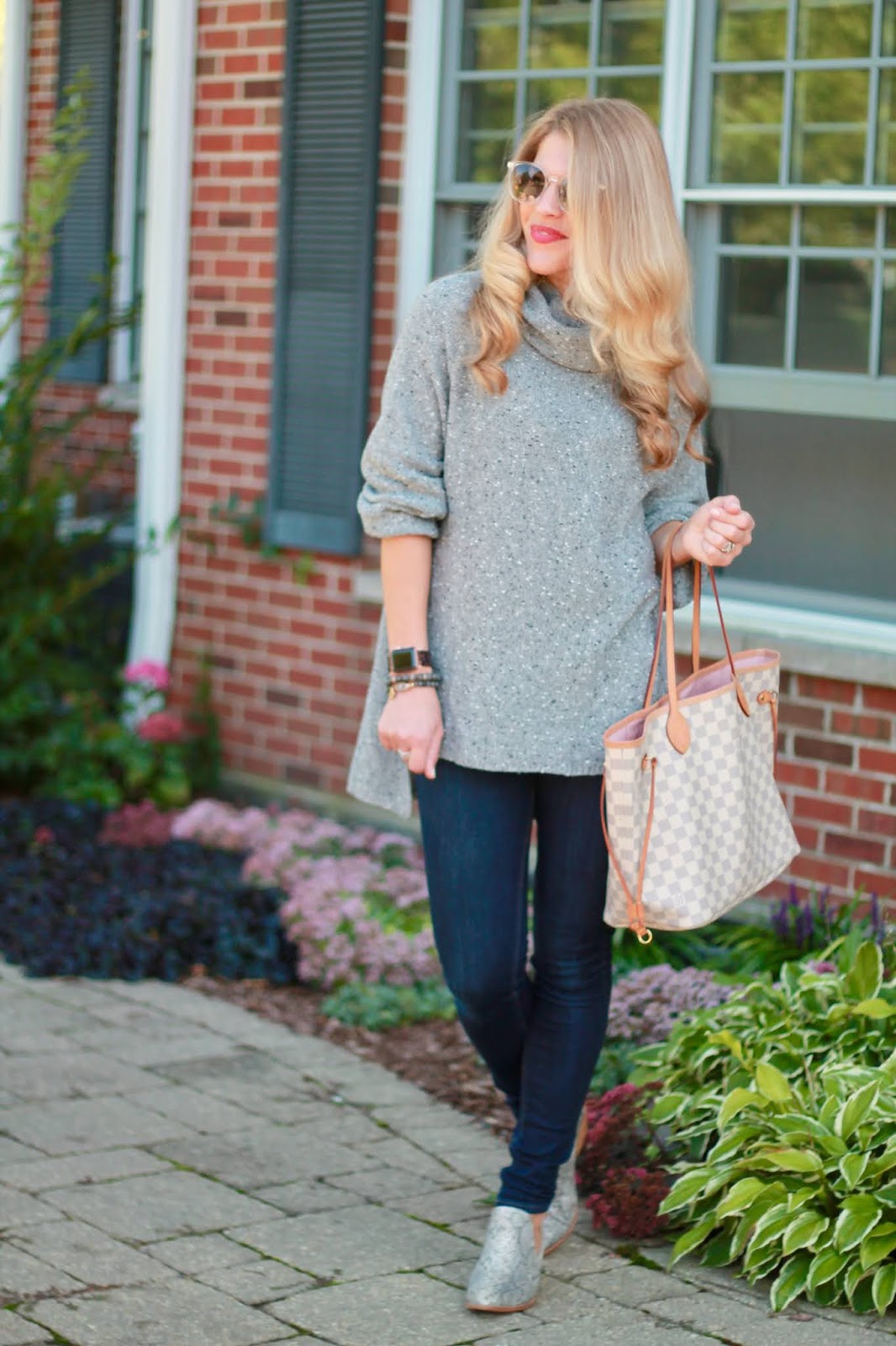 Grey All Day & Confident Twosday Linkup