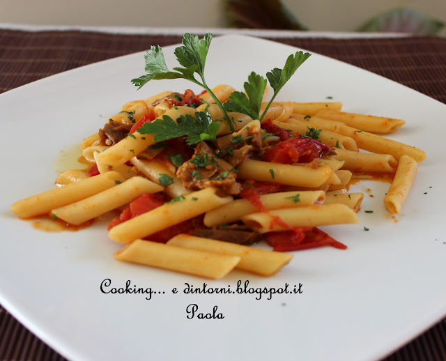 Cooking...e dintorni Pasta con porcini secchi e pomodori datterini