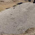 Καπέσοβο :35χρονος  καταπλακώθηκε απο φορτηγό με άμμο Σε εξέλιξη η διαδικασία απεγκλωβισμού του 