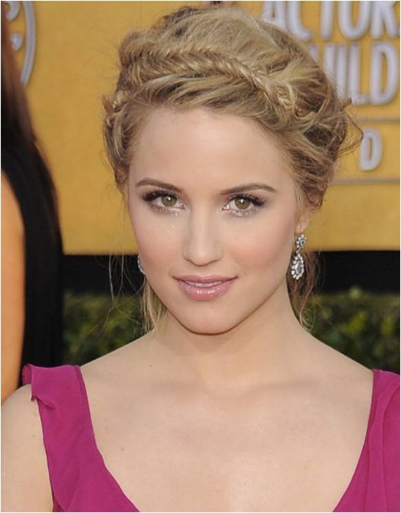 attend the Screen Actors Guild Awards ceremony 2012 in fishtail braid ...