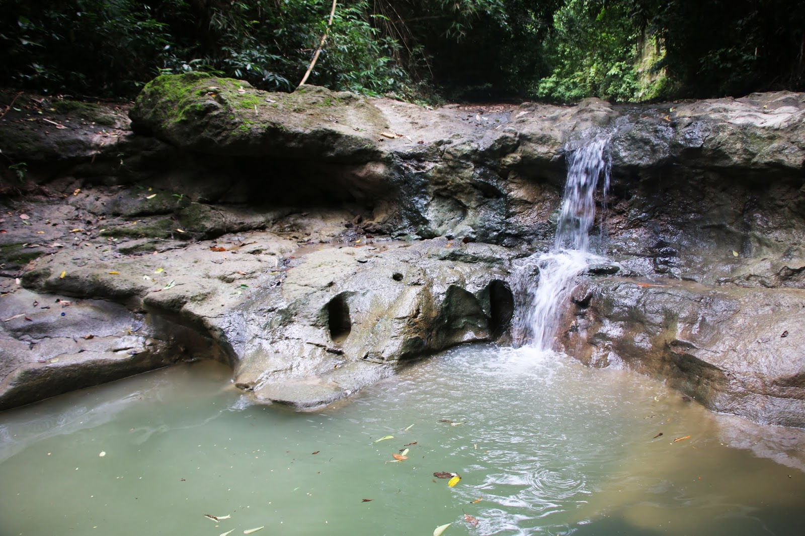 Curug Cilalanang Indramayu