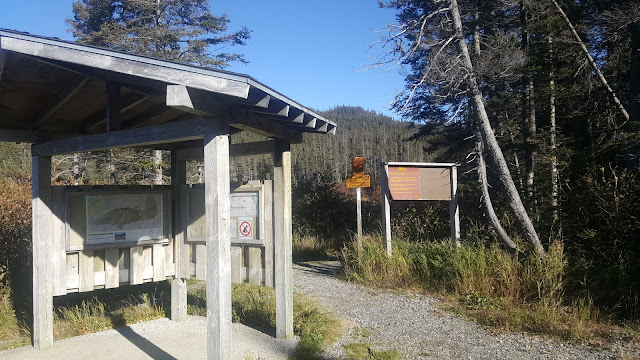 Point de départ pour le mont ernest-menard et pic du brulé