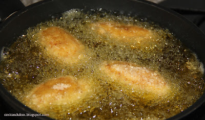  Croquetas de foie con cebolla caramelizada 