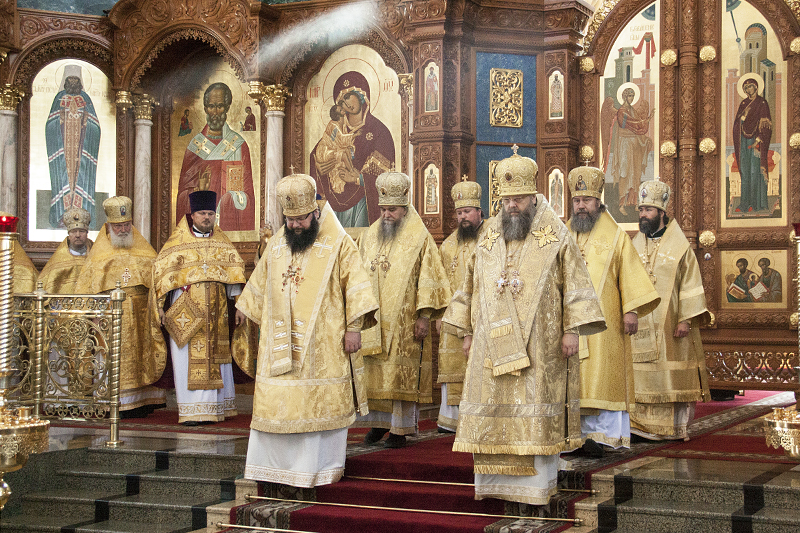 график службы в церкви.