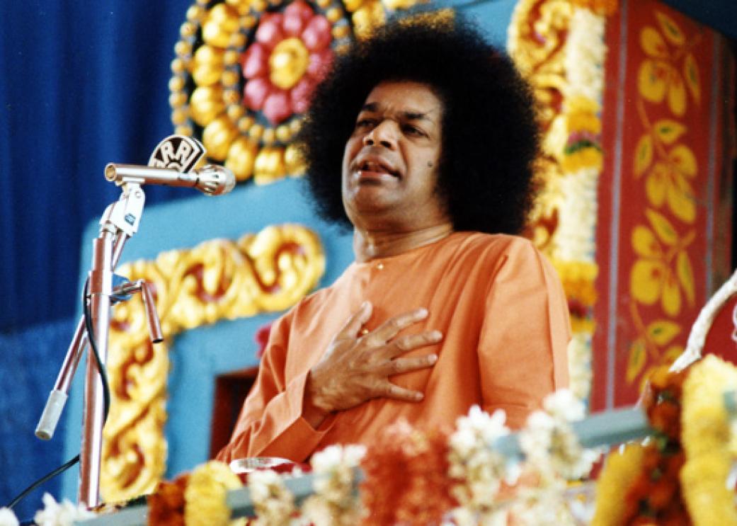 Sathya Sai Baba Age, Family, Biography,Photos, Facts & More Media