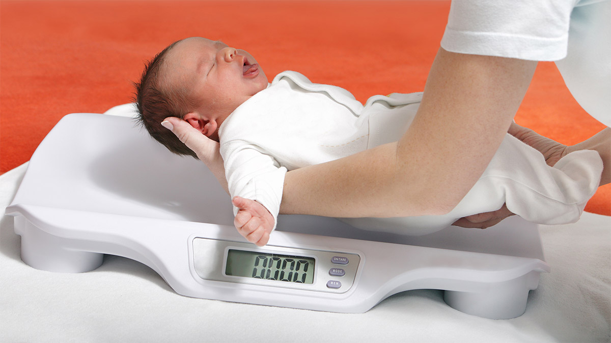 Is It Normal If the Baby's Weight Drops Several Days After Birth