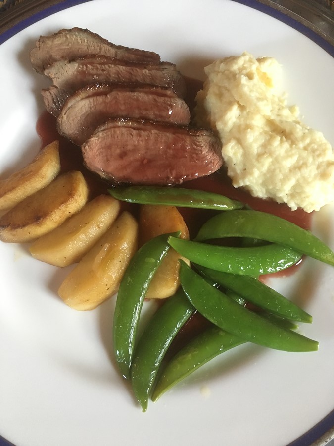 Steking Av Andebryst