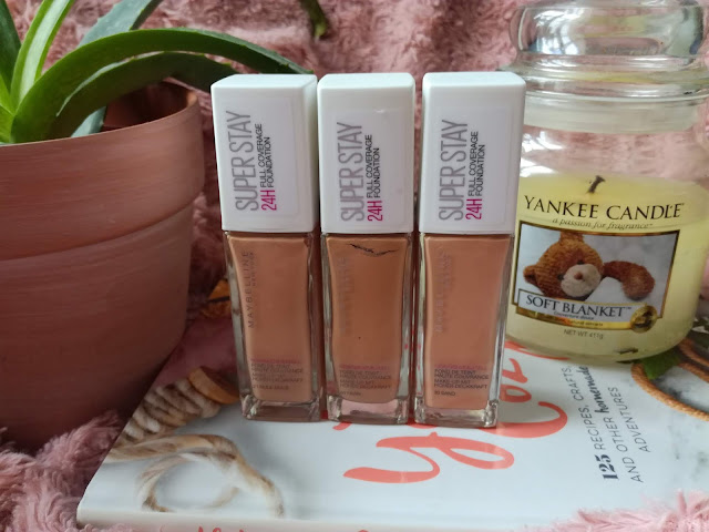 Le fond de teint SuperStay 24h de Maybelline 