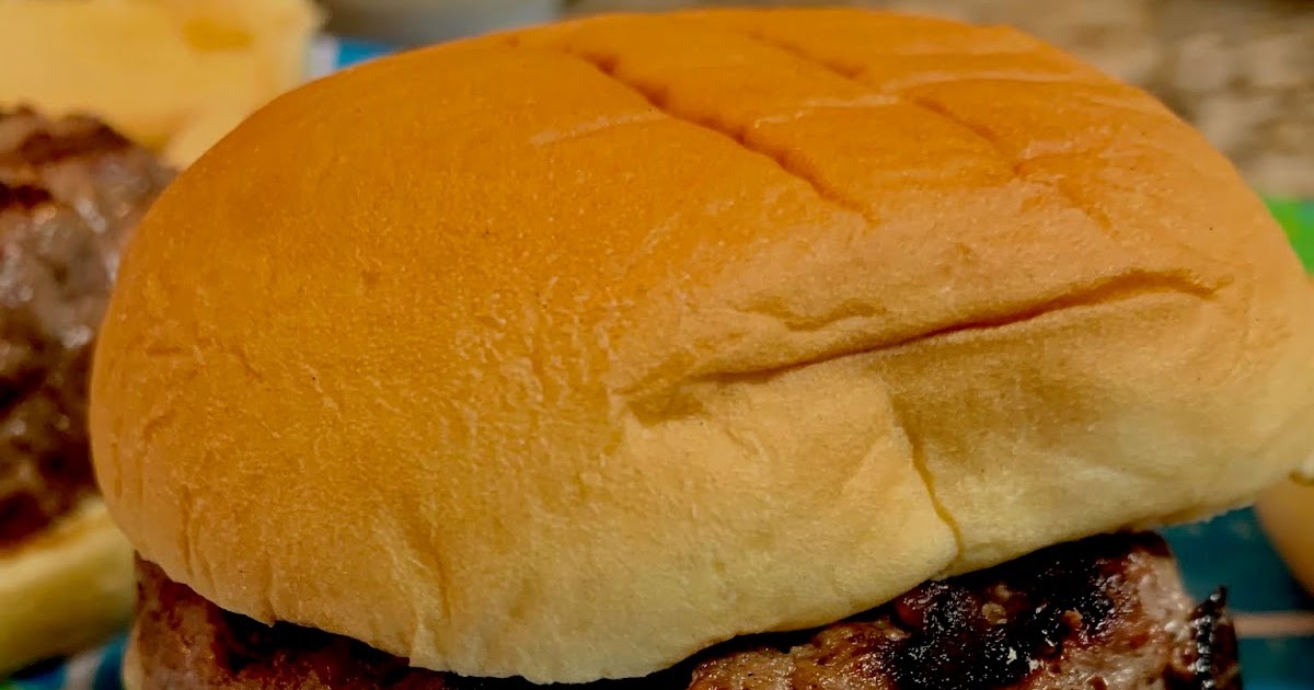 famfriendsfood Steakhouse Onion Hamburgers {Recipe}