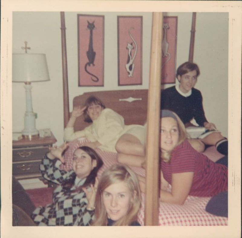 25 Cool Snaps Show What the 1970s Teenagers Often Did When At Home ~ Vintage Everyday