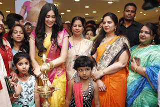 Actress Adah Sharma Launches Saree Niketan Showroom  0012