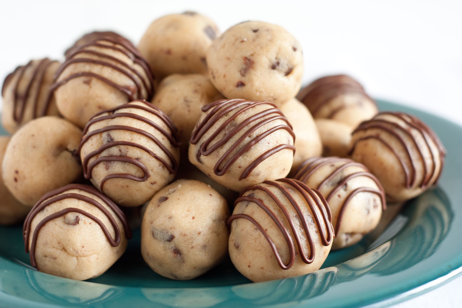Chocolate Chip Cookie Dough Bites Healty Food Recipes
