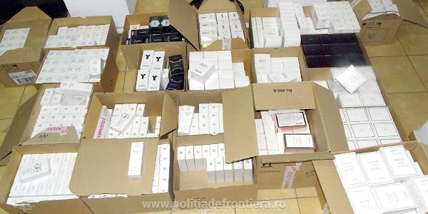 Mii de parfumuri și articole de îmbracăminte, susceptibile a fi contrafăcute, confiscate la P.T.F. Calafat și P.T.F. Giurgiu
