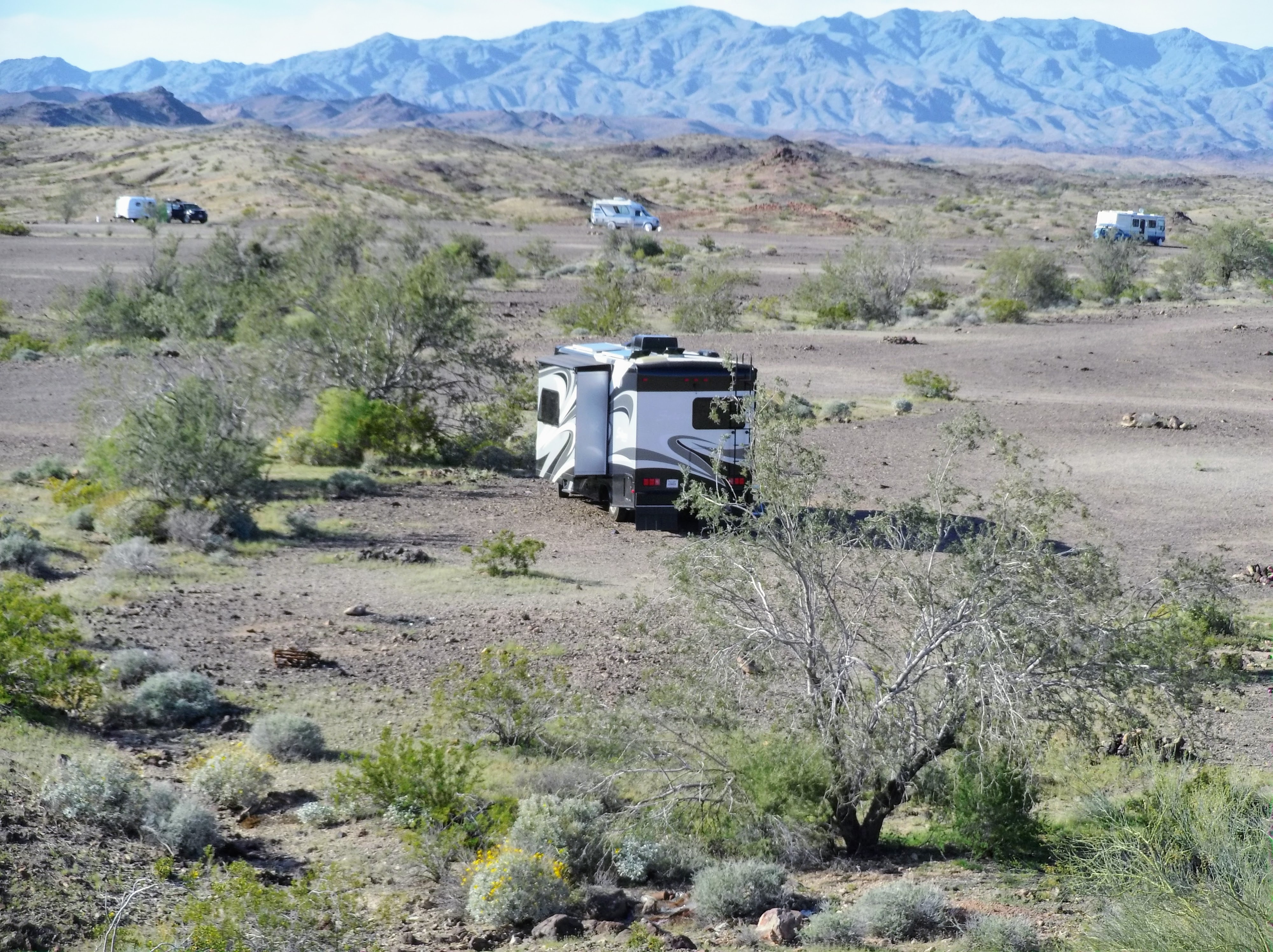 Roving Reports by Doug P 202019 A SPECIAL REPORT, FINDING A CAMPSITE