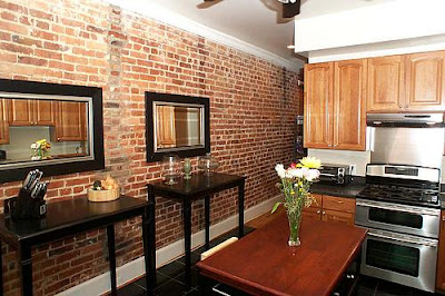 Exposed Brick And Plaster Walls For The Interior Design Of Your Bedroom , Home Interior Design Ideas , http://homeinteriordesignideas1.blogspot.com/