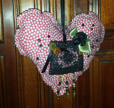 Black Lace Hanging Heart