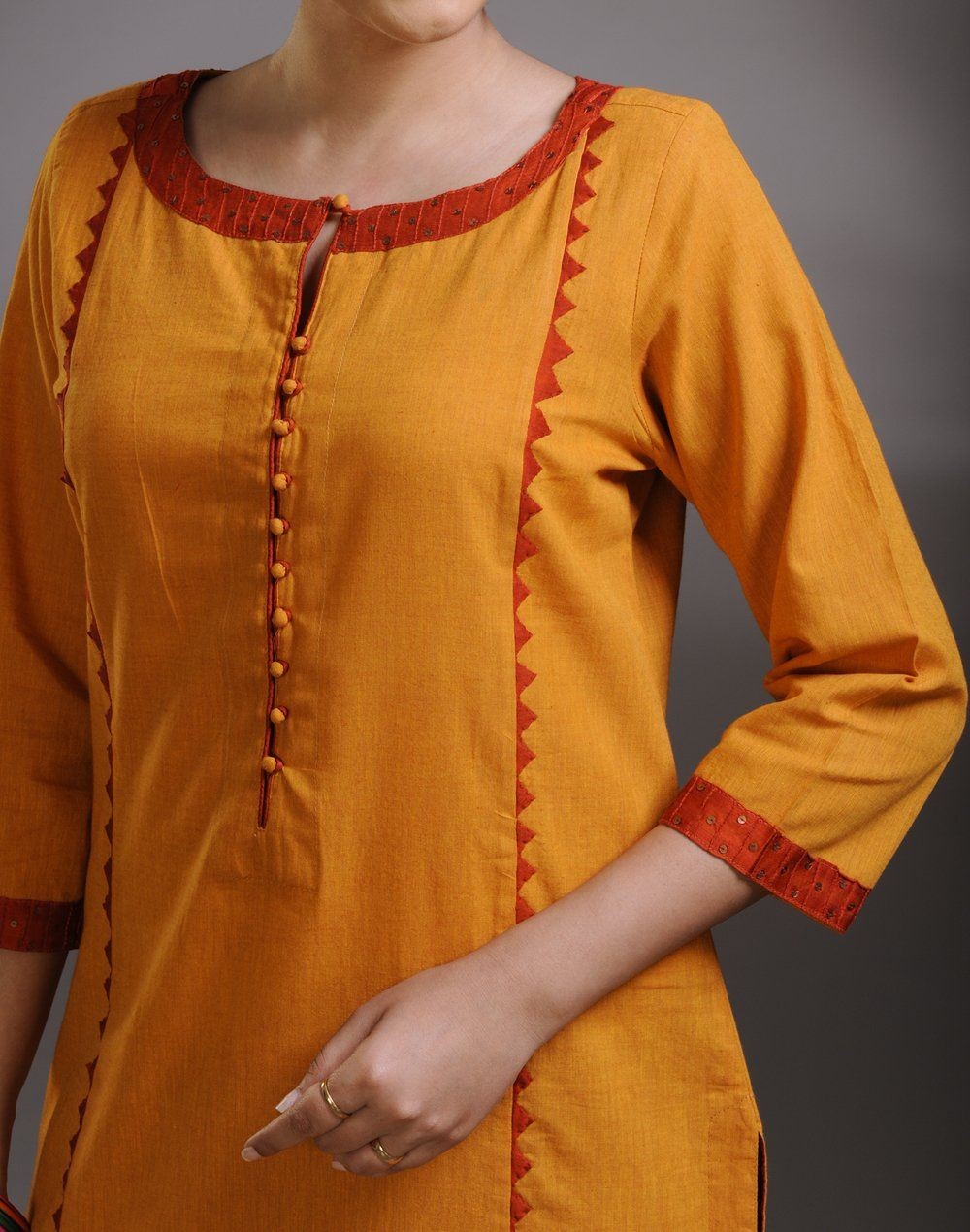 Women Regular Wear Cotton Kurti With Wooden Button - Available In Multiple  Colors at Rs 378/piece | Dwarka | New Delhi | ID: 24876898030