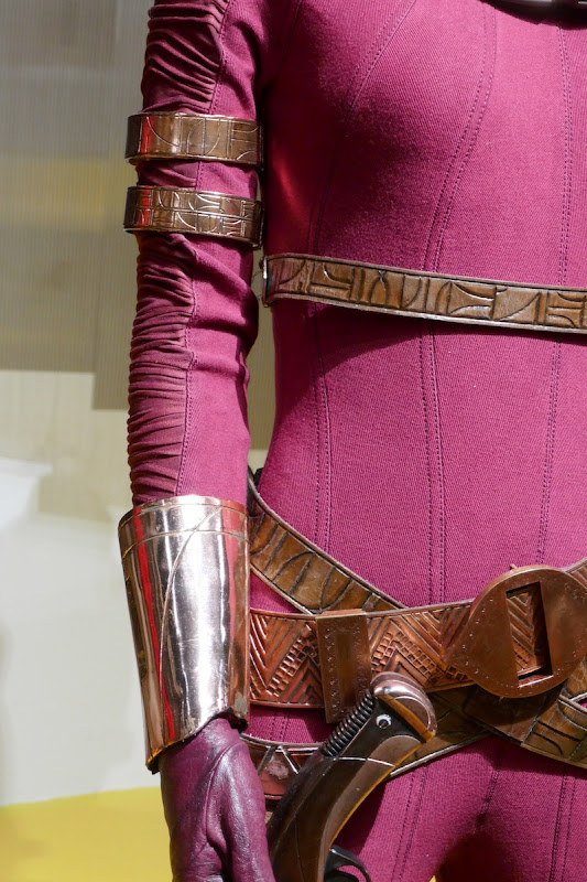 Zorii Bliss costume detail Star Wars: The Rise of Skywalker Zorii Bliss costume detail Star Wars Rise of Skywalker