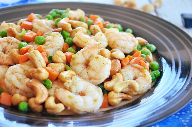 Fried Shrimp with Cashew Nuts