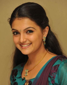 Saranya Mohan Wiki Biogrpahy Dob Age Height Weight