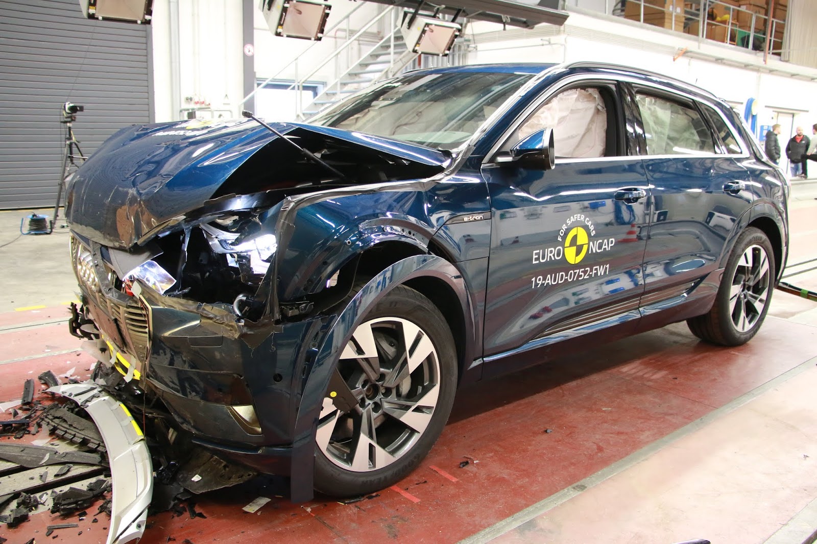 Audi e-tron Scores Five Star in Euro-NCAP Crash Test | VANDI4U
