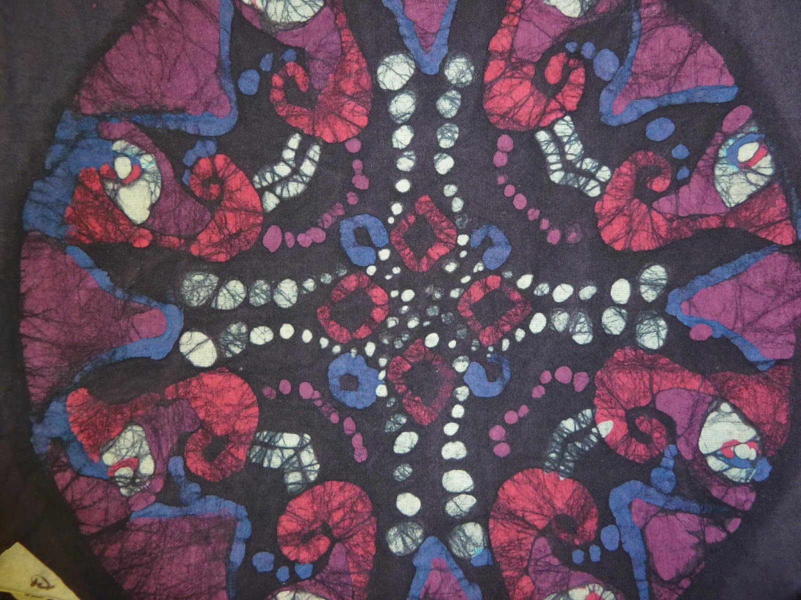 Tonns to do in ART!: Batiking & Radial Design