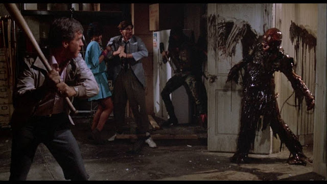 Return of the Living Dead (1985) El regreso de los Muertos Vivientes