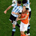 Robben, "decepcionado con la derrota" pero Holanda se va con la cabeza "erguida"