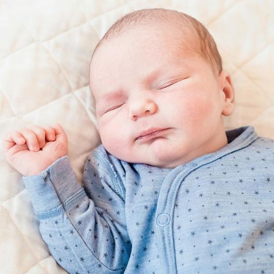 How to Get Baby Sleep How to make two month old baby sleep at night