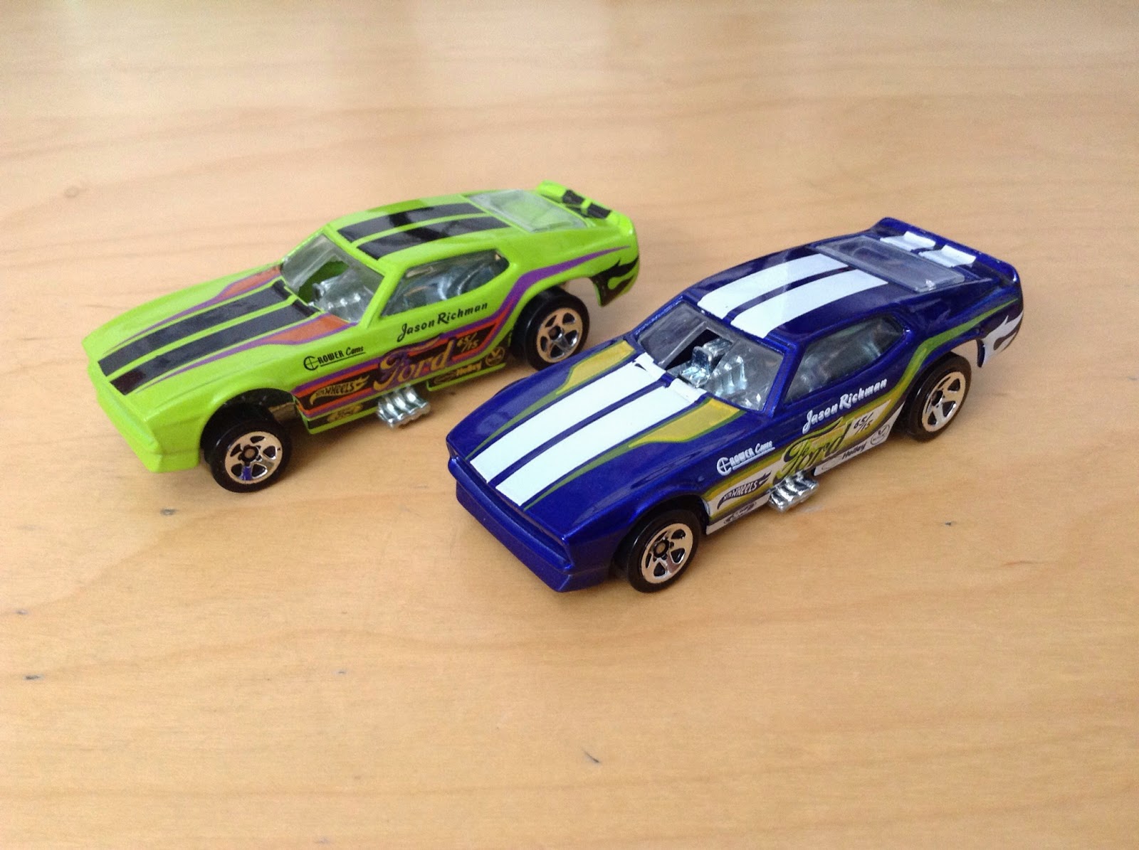 Hot Wheels 71 Mustang funny car