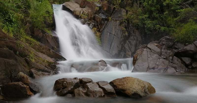 Bantay Silangen Falls - Namnama Falls: Trekking in Zambales | Playing ...