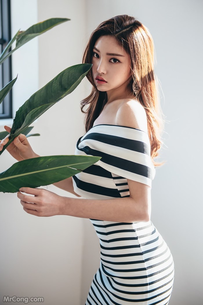 Beautiful Park Jung Yoon in the February 2017 fashion photo shoot (529 photos) photo 20-2