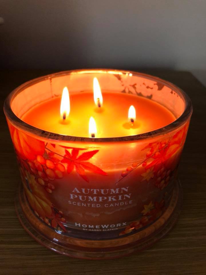 Life Inside the Page HomeWorx Candles by Harry Slatkin Review Autumn Pumpkin