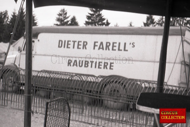 le camion cage de Dieter Farell's Raubtiere 