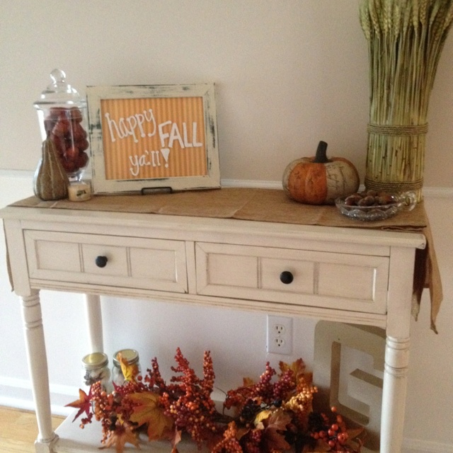 Decor You Adore: The Lazy Girl's Guide to Easy Fall Decorating
