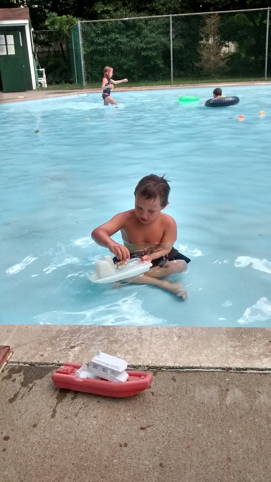 Andrew, Jonathan & Alexander Garrison Park Wading Pool