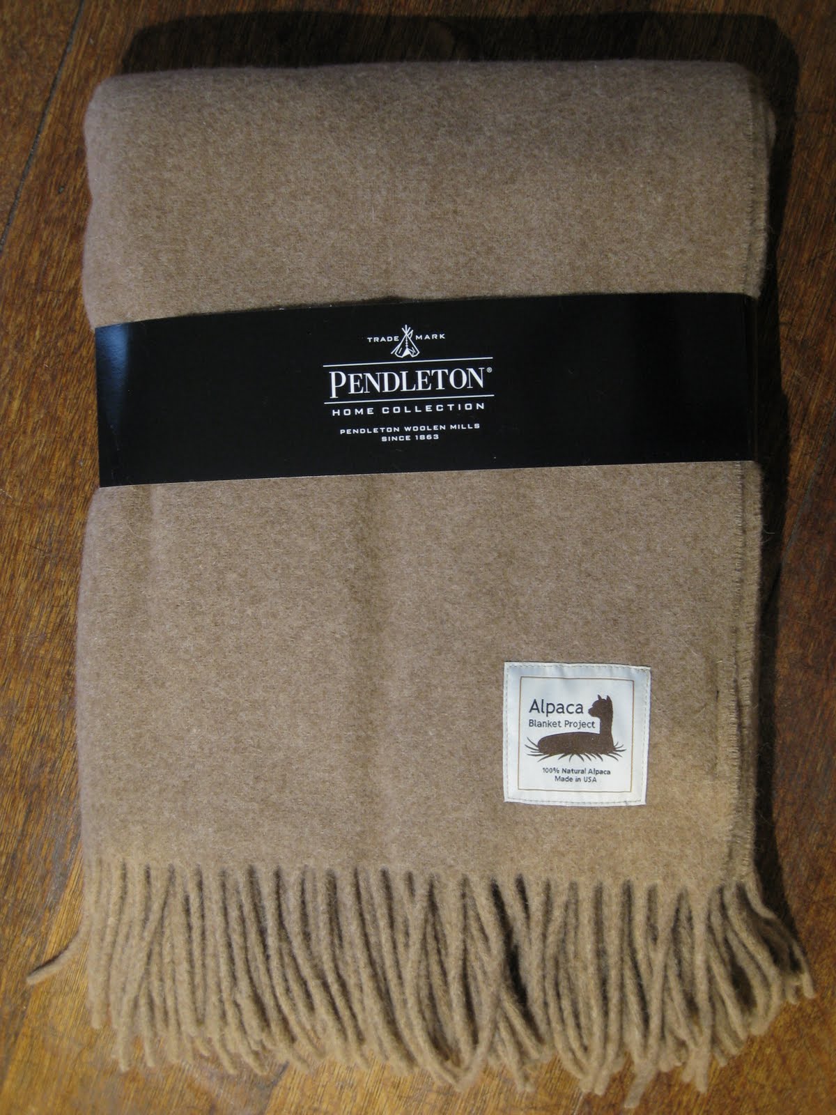 PENDLETON Alpaca Blanket Project 2011 Silky Alpaca