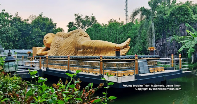 Patung Buddha Tidur Mojokerto