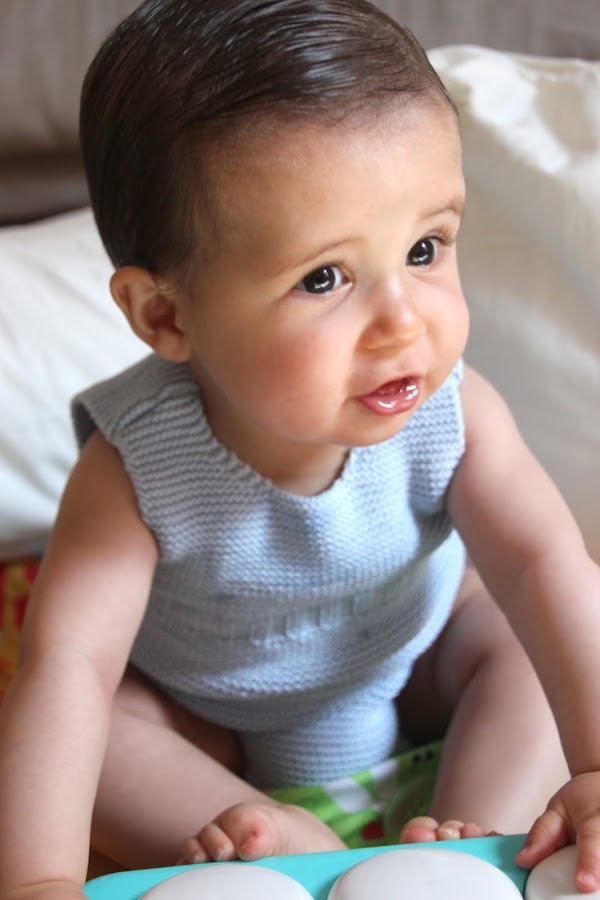 Diy tejer ropa de bebe pelele patrones gratis. Patrones lana y patrones punto.