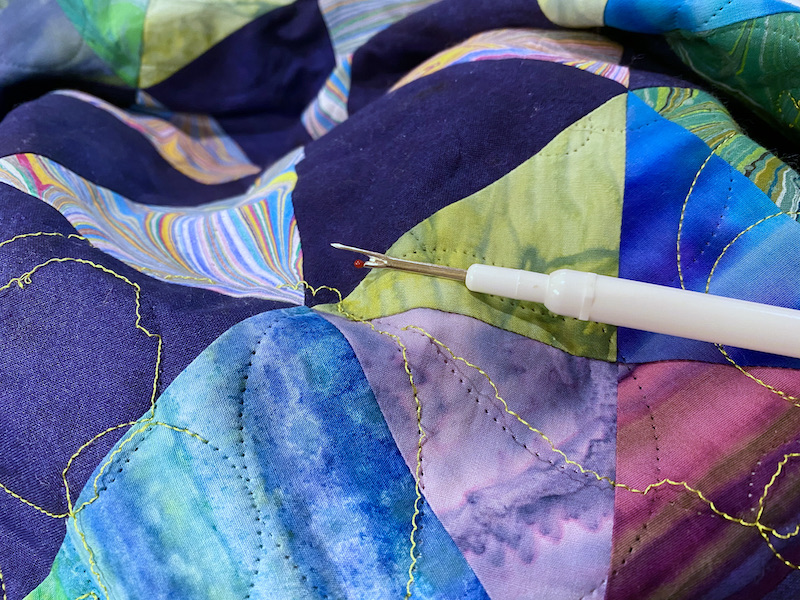 Lighted Seam Ripper – North Shore Quilting